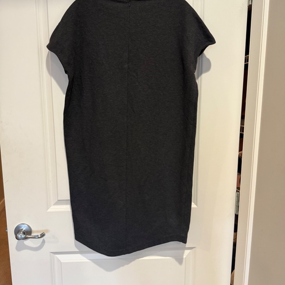 Brunello Cucinelli - grey tunic dress with embellished shoulder - Picture 2 of 5